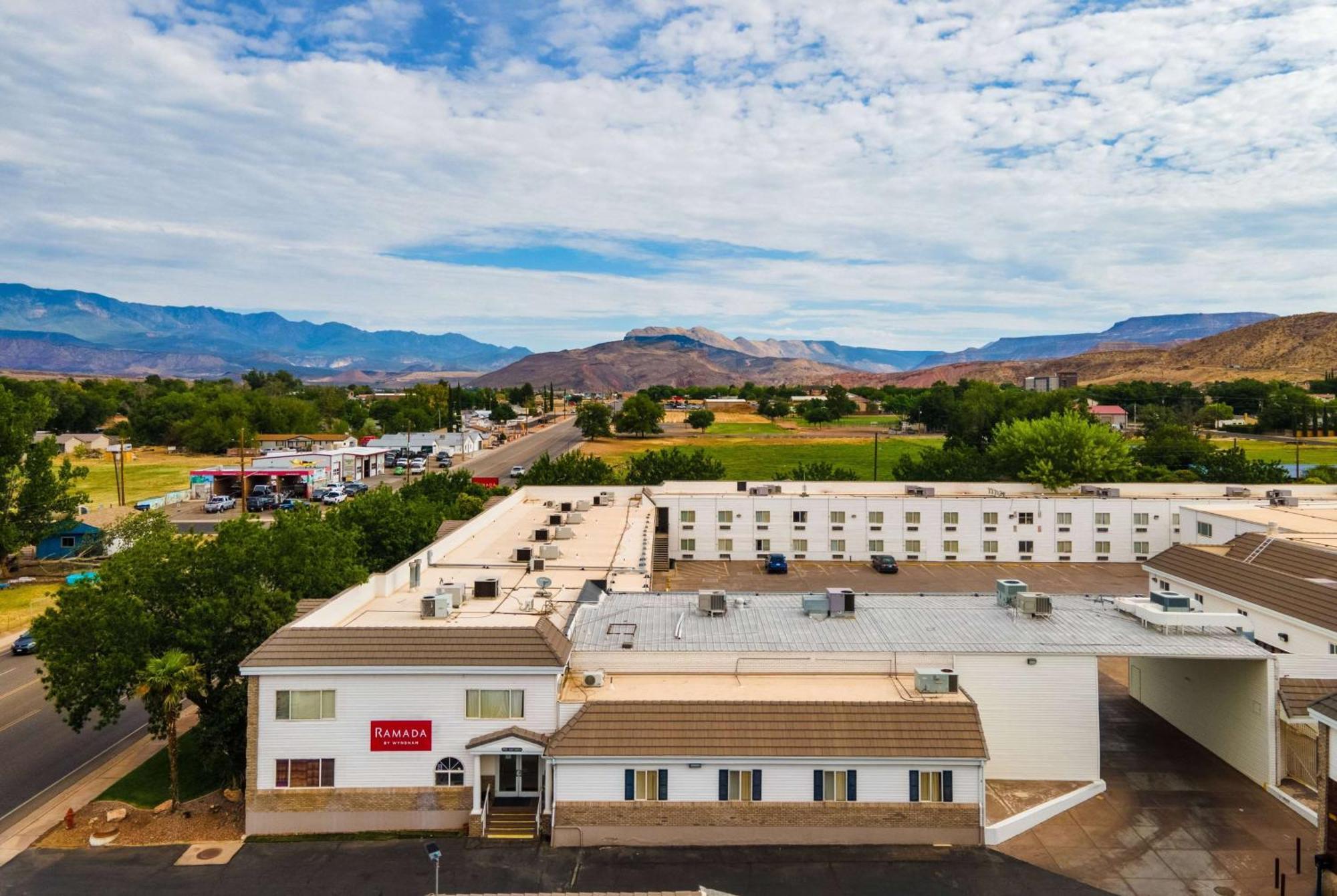Ramada By Wyndham La Verkin Zion National Park Eksteriør billede